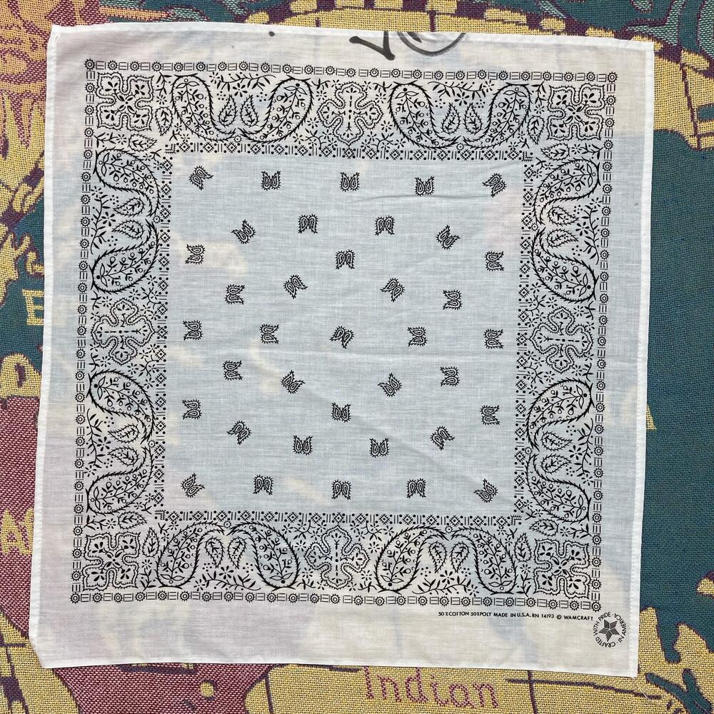 Wamcraft Scarf Womens White Paisley Bandana Square 50/50 Cotton Poly Made USA
